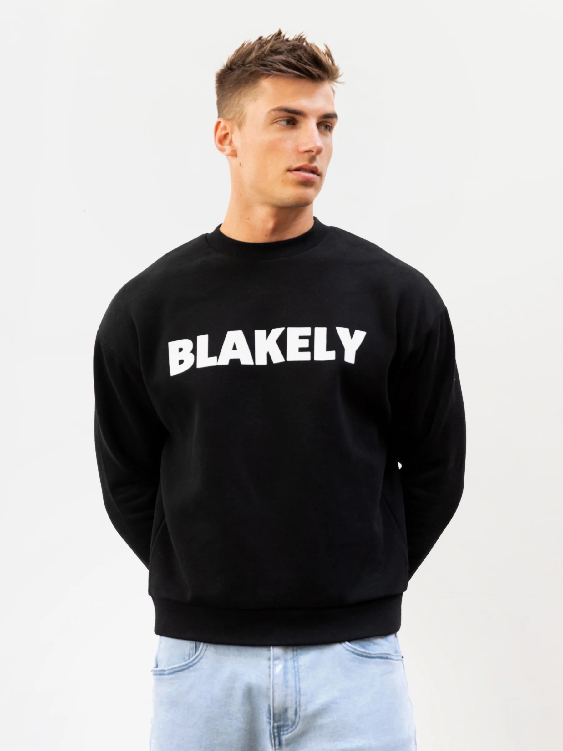 Studio Relaxed Jumper - Black - E-Cigarette Wholesale