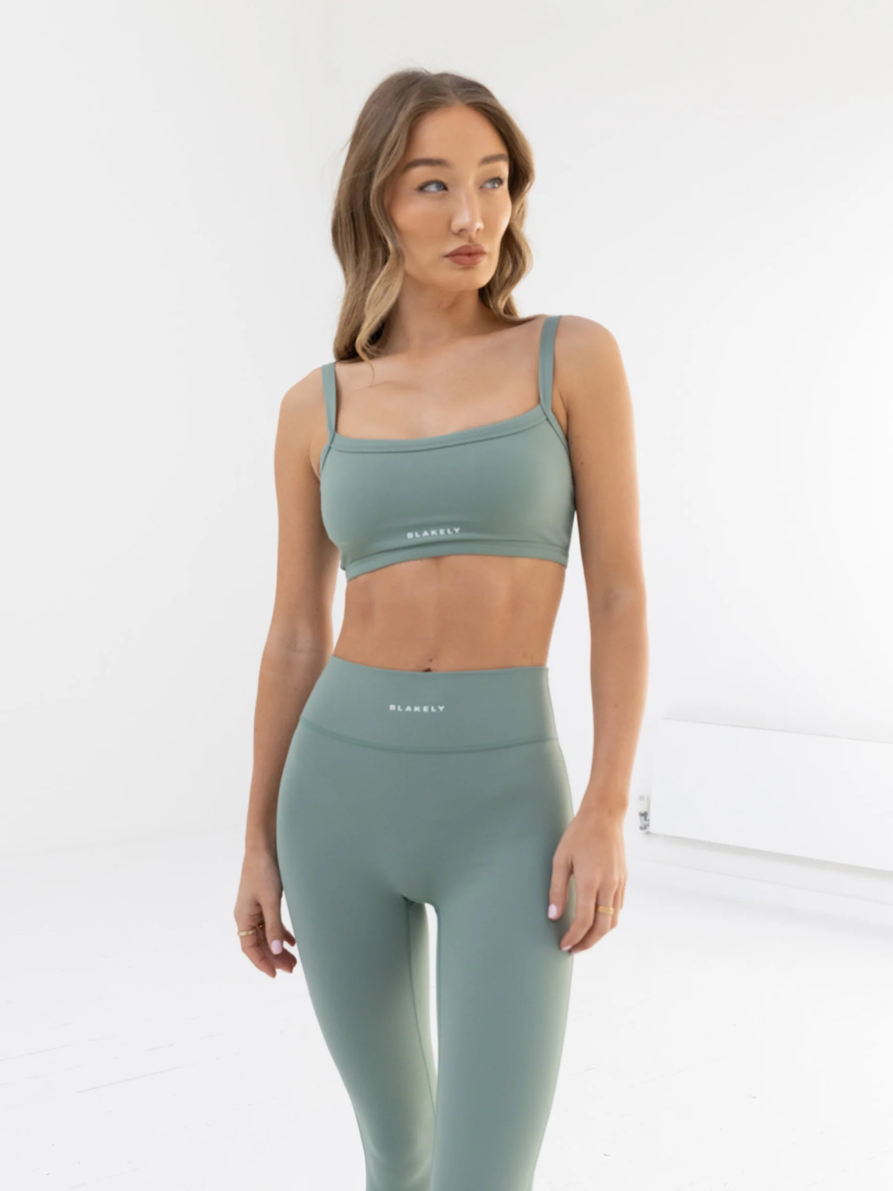Ultimate Sports Bra - Sage Green - E-Cigarette Wholesale