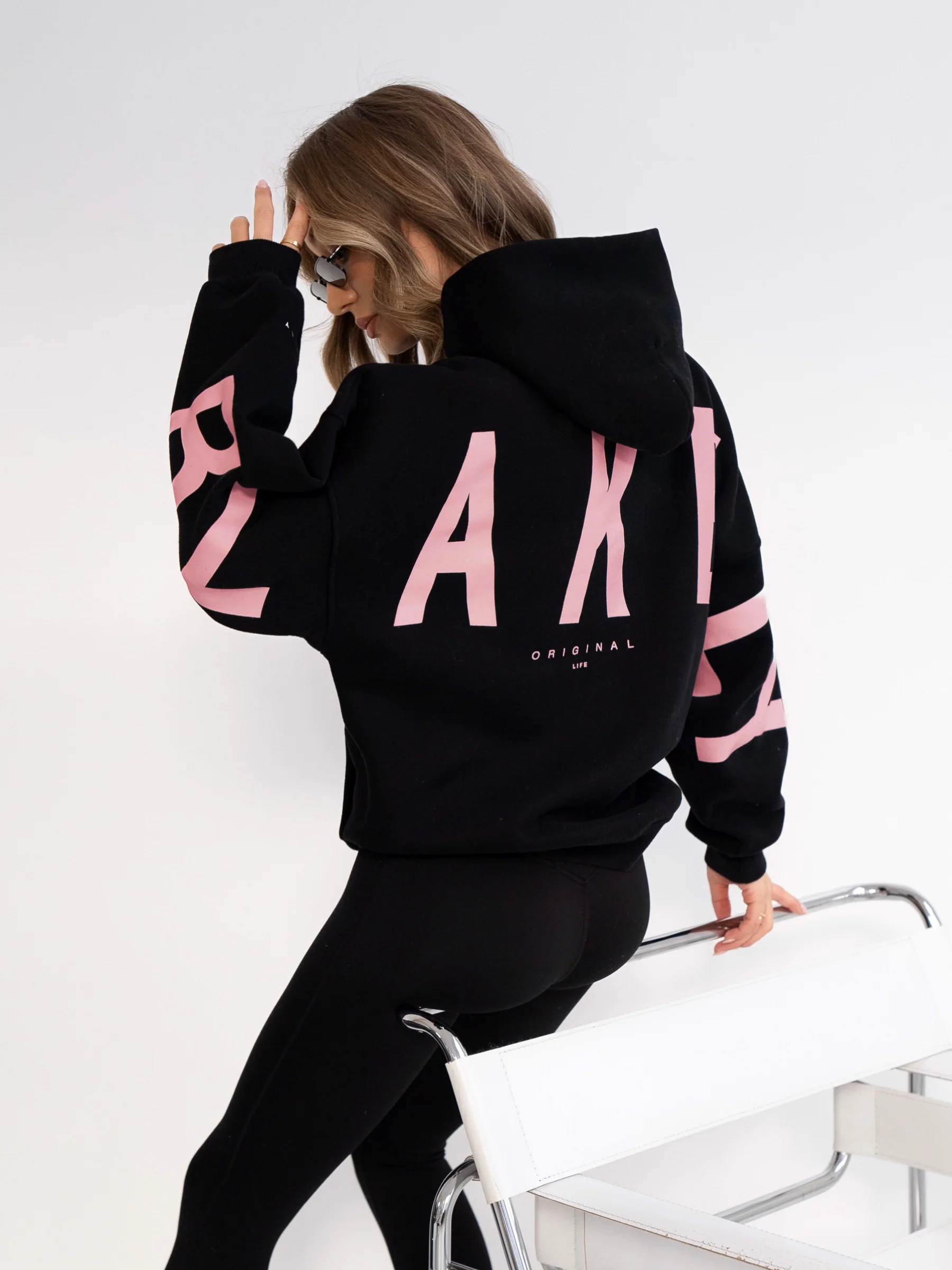 Members Isabel Oversized Hoodie - Black & Pink - E-Cigarette Wholesale