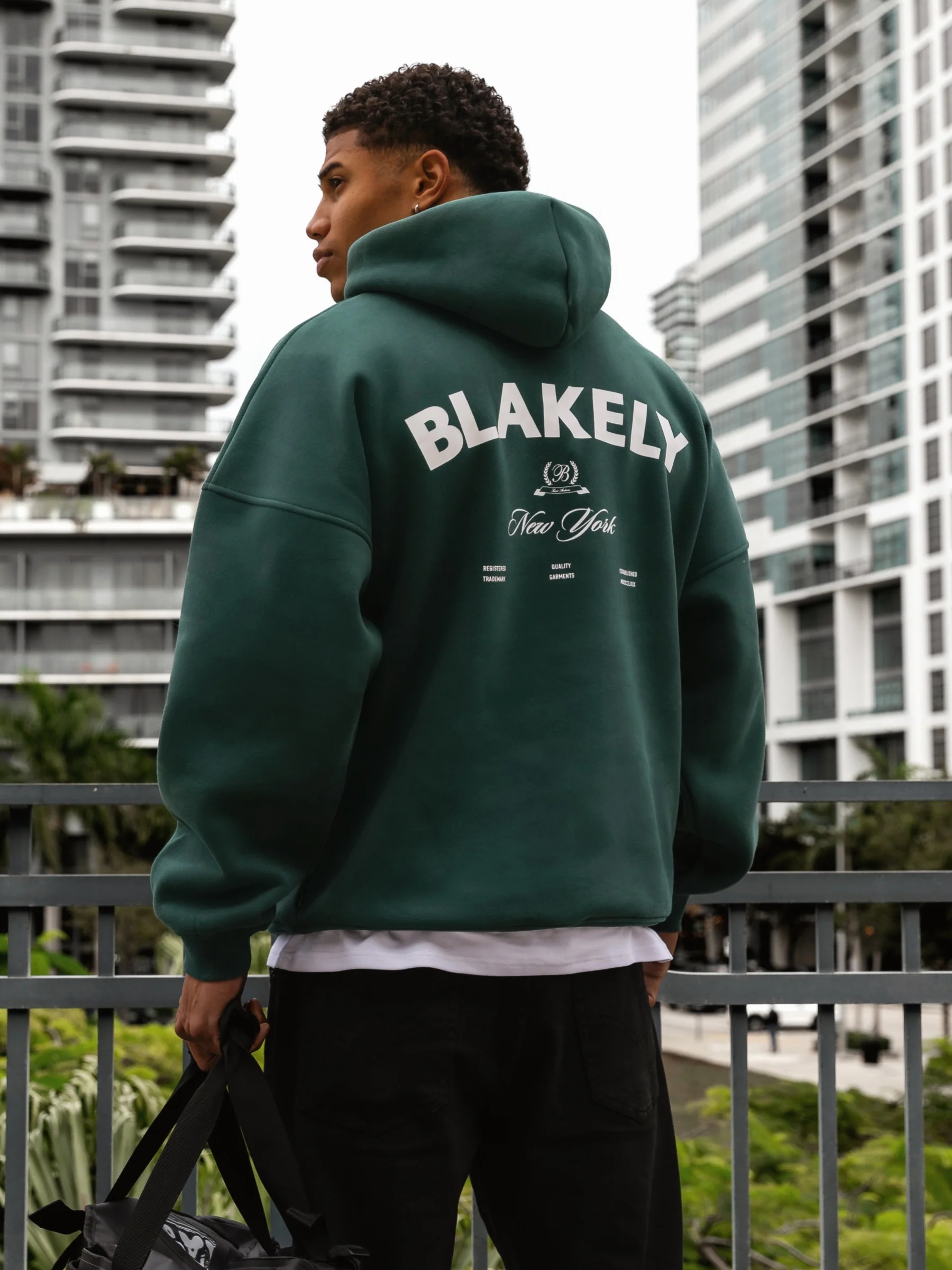 NY Crest Relaxed Hoodie - Pine Green - E-Cigarette Wholesale