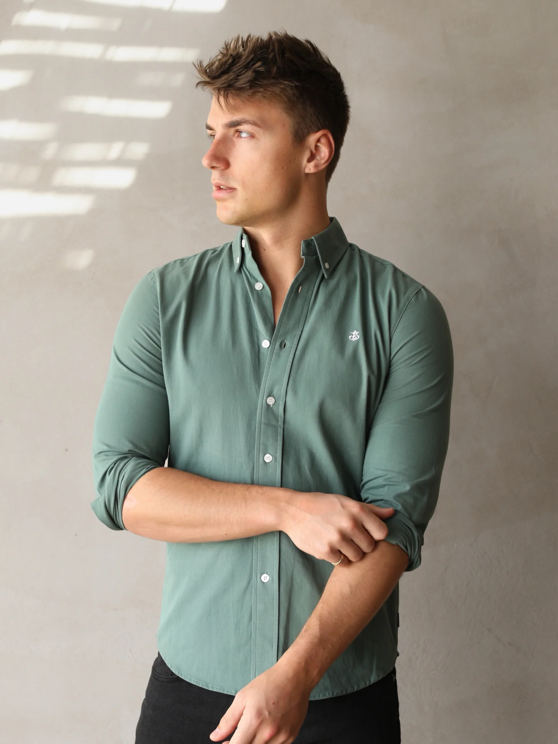 Newburgh Slim Fit Shirt - Forest Green - E-Cigarette Wholesale