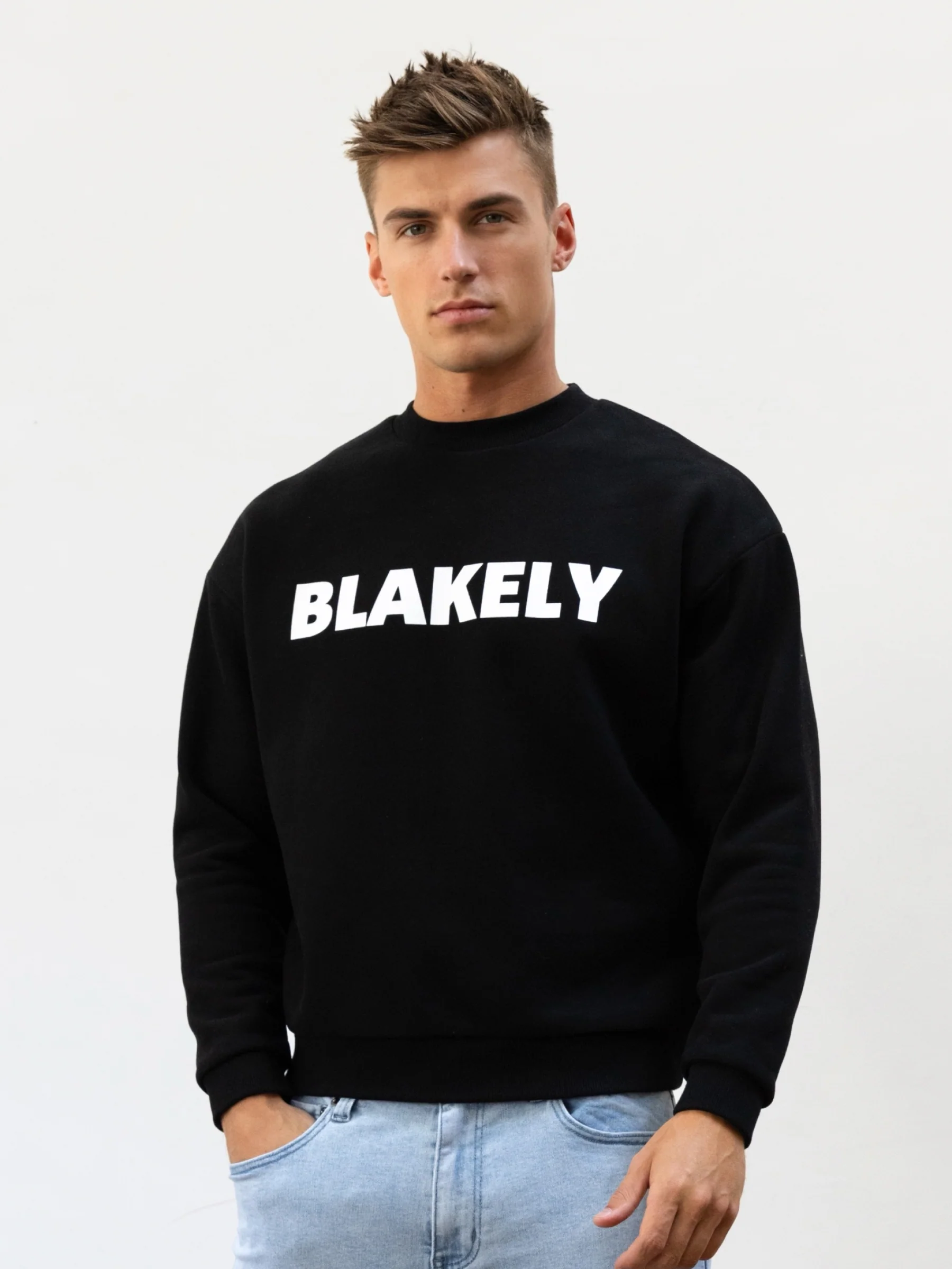 Studio Relaxed Jumper - Black - E-Cigarette Wholesale