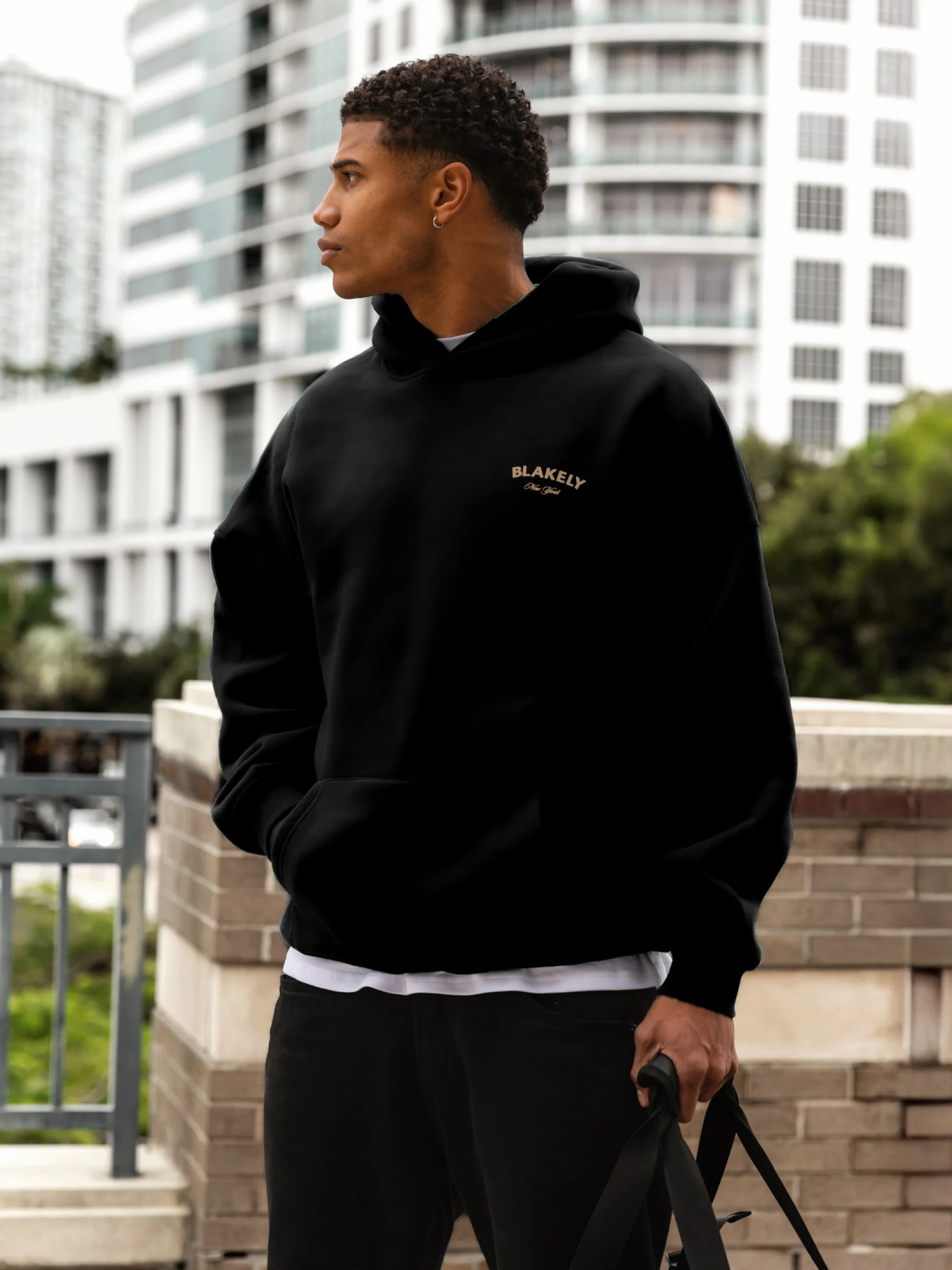 NY Crest Relaxed Hoodie - Black - E-Cigarette Wholesale