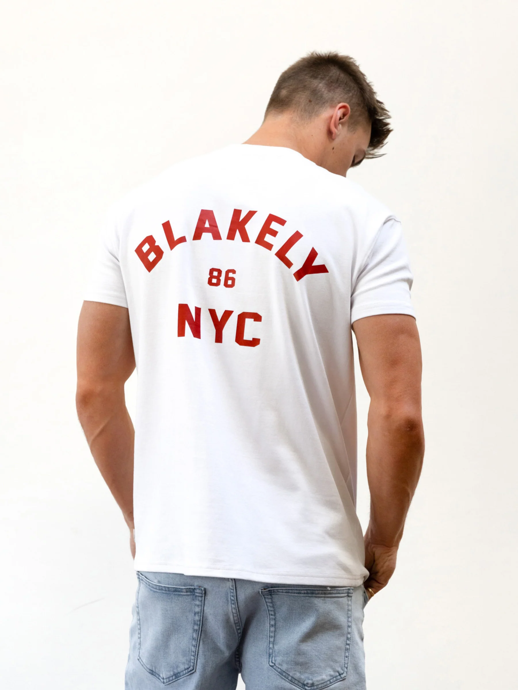 NYC Relaxed T-Shirt - White & Red - E-Cigarette Wholesale