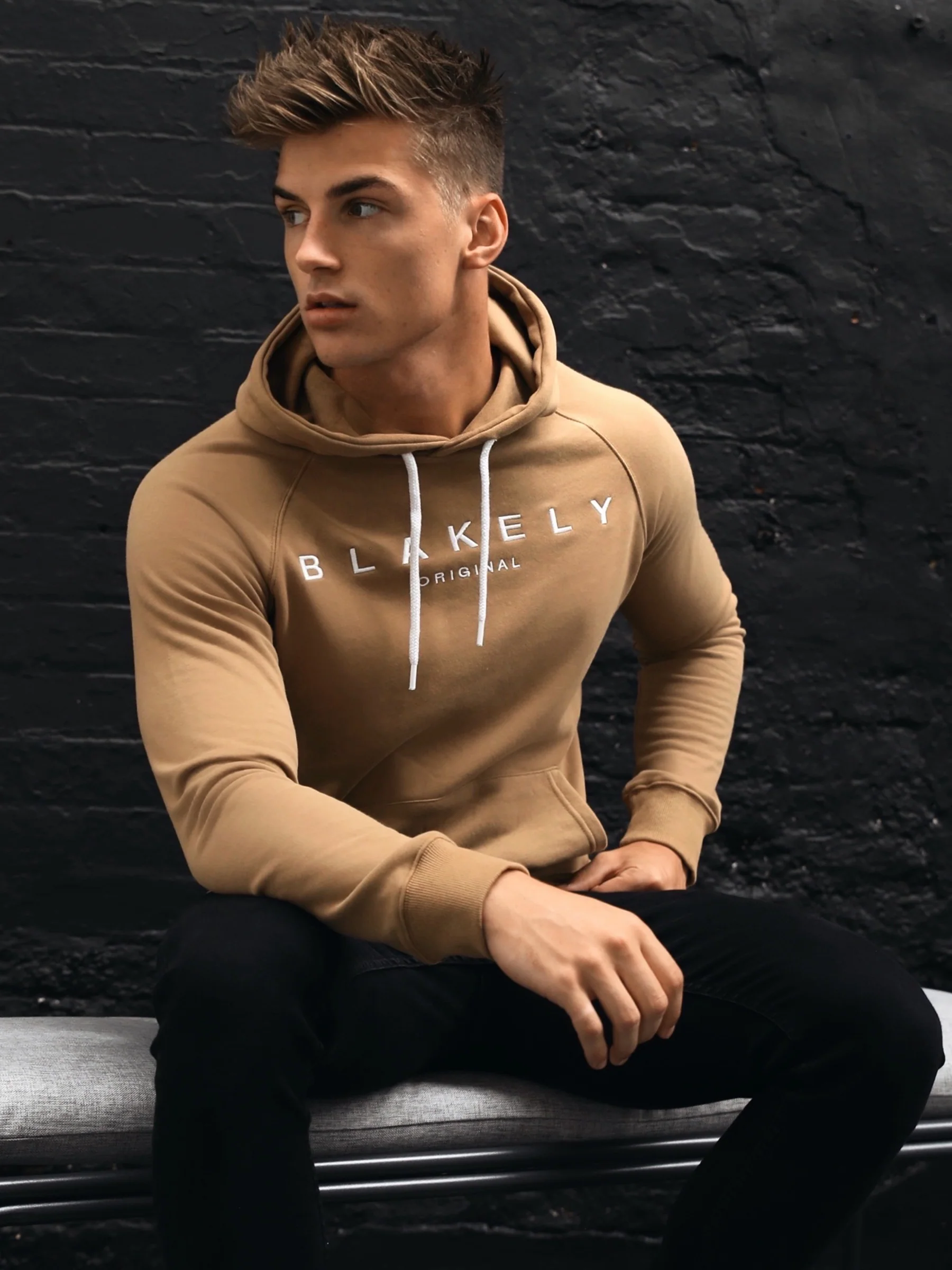 Varamero Hoodie - Golden - E-Cigarette Wholesale