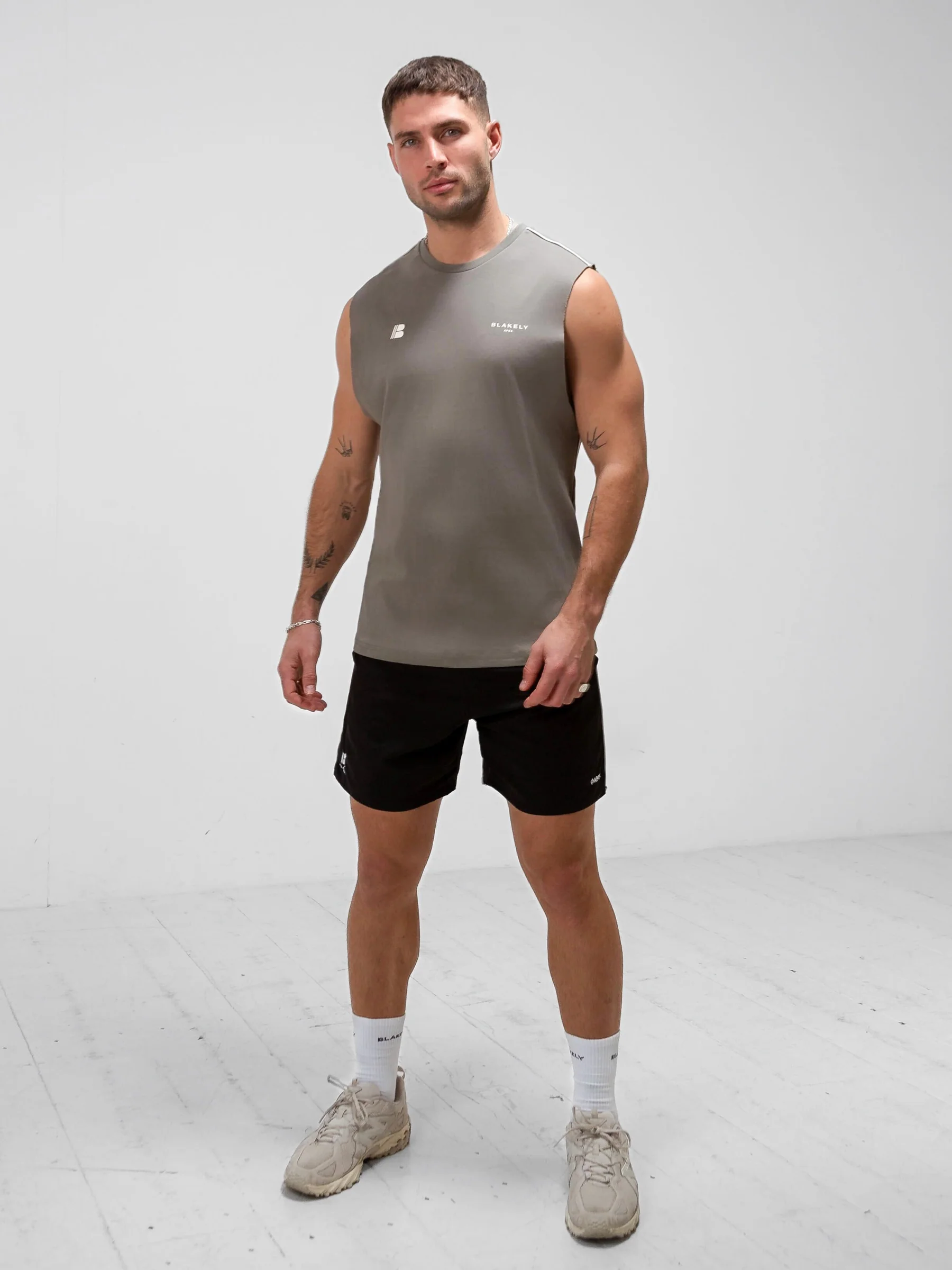 Apex Pro Sleeveless Vest - Safari Green - E-Cigarette Wholesale