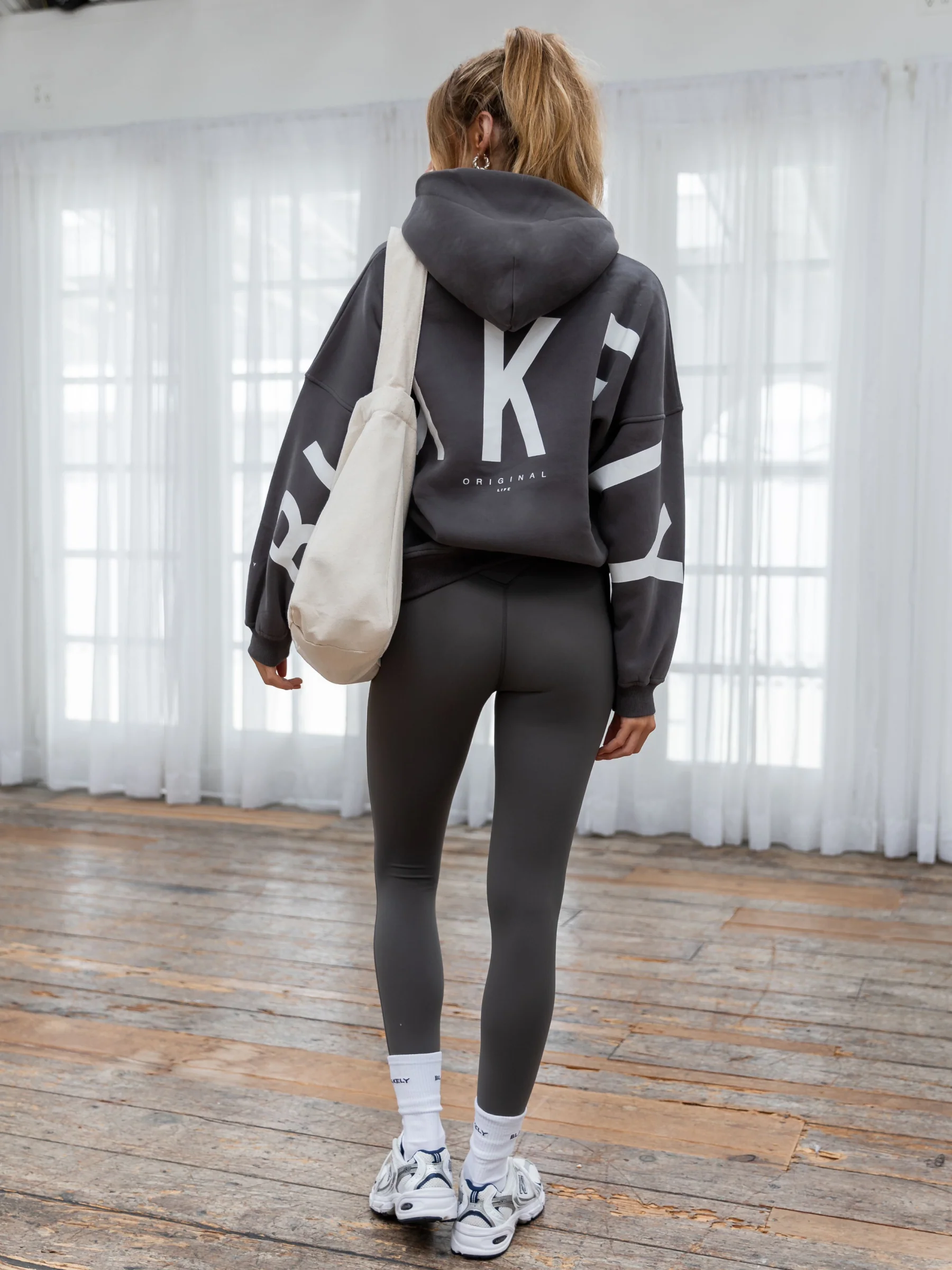 Isabel Hoodie & Leggings Set - Charcoal - E-Cigarette Wholesale