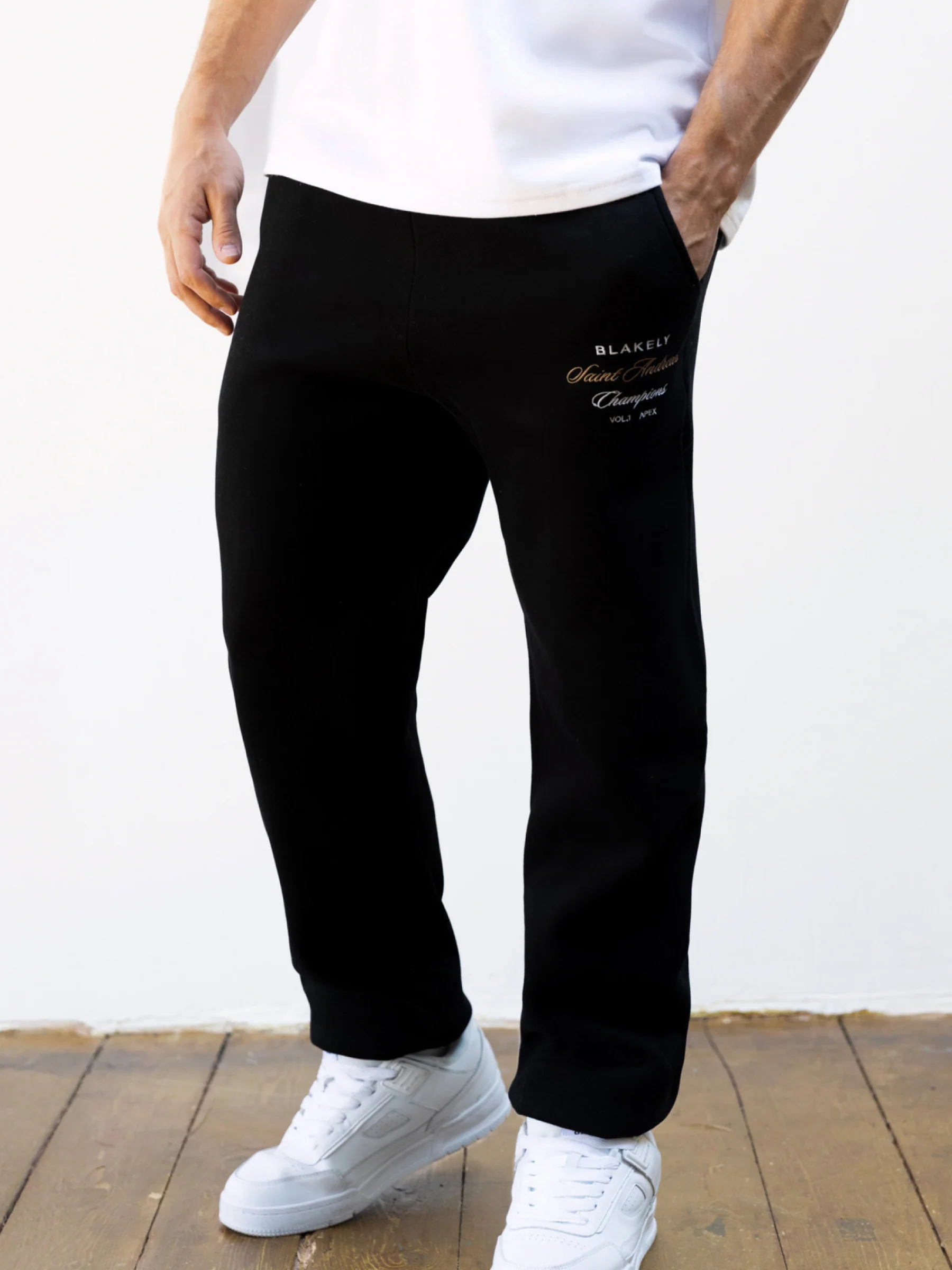 Legacy Relaxed Sweatpants - Black - E-Cigarette Wholesale