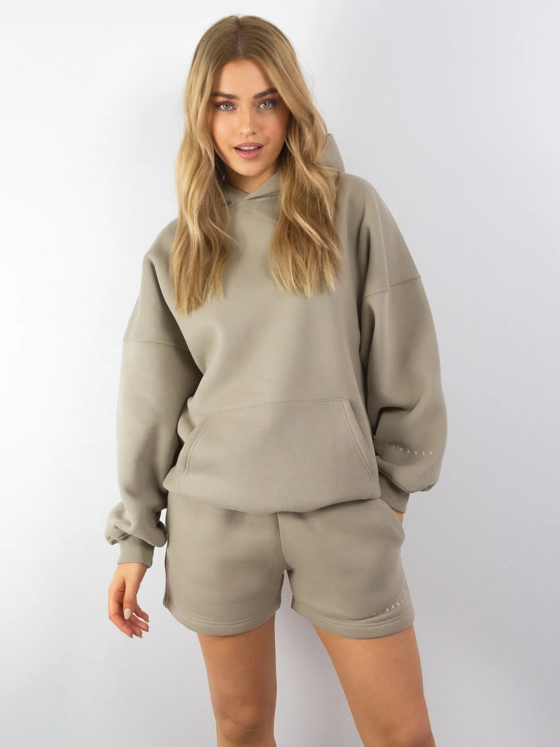 Isabel Oversized Hoodie - Beige - E-Cigarette Wholesale