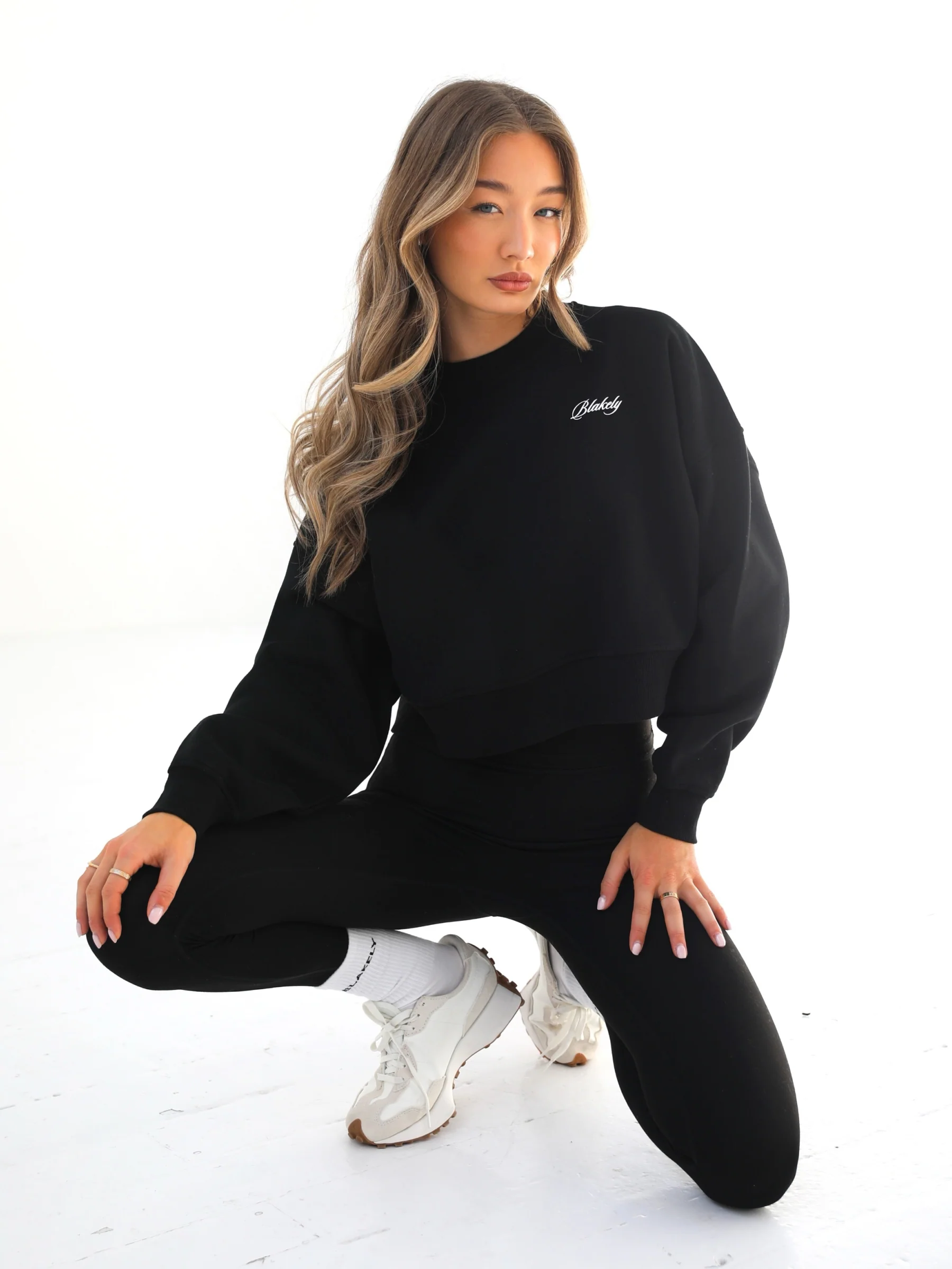 Off Duty Cropped Jumper - Black - E-Cigarette Wholesale