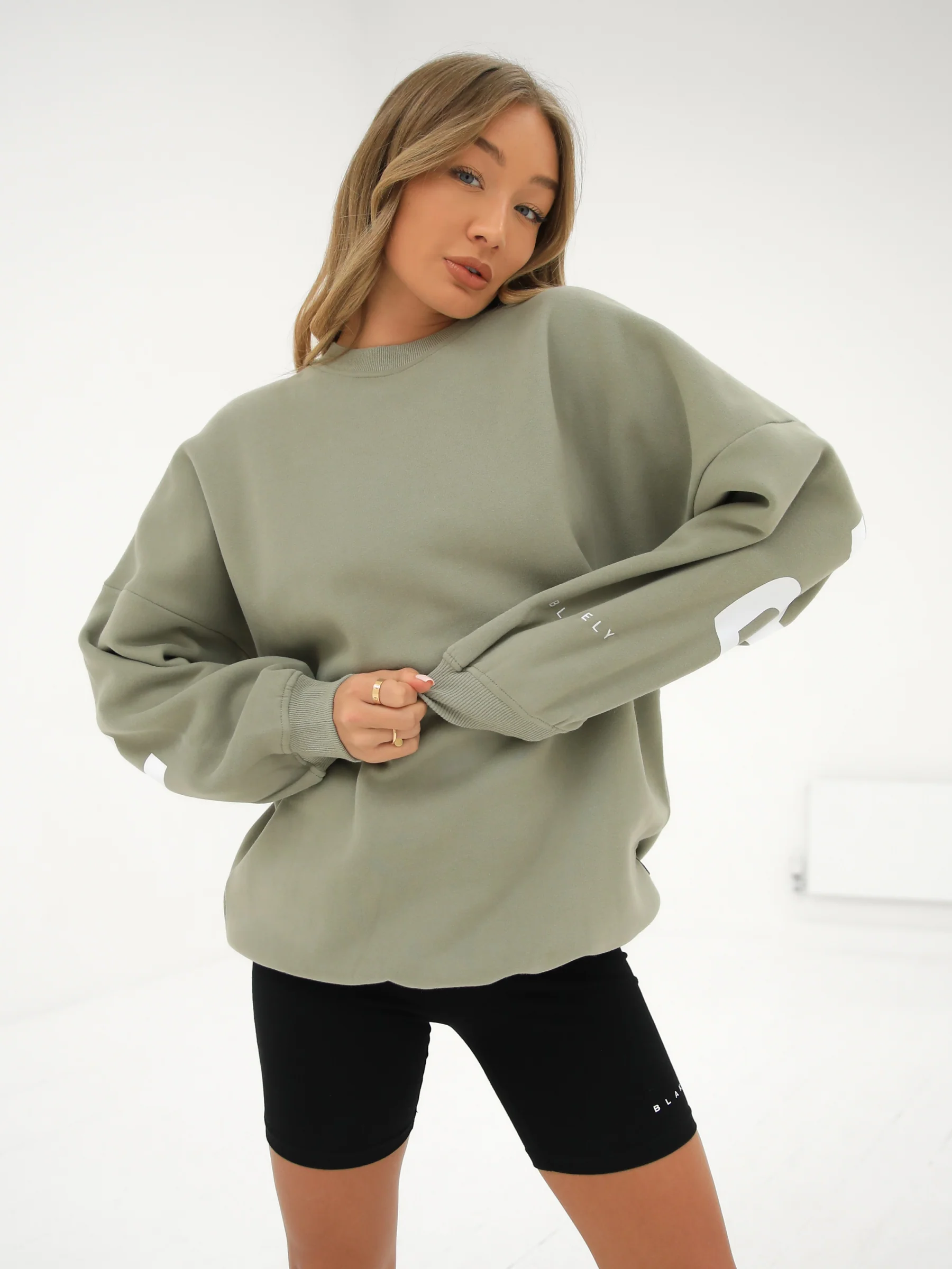 Isabel Oversized Jumper - Olive - E-Cigarette Wholesale