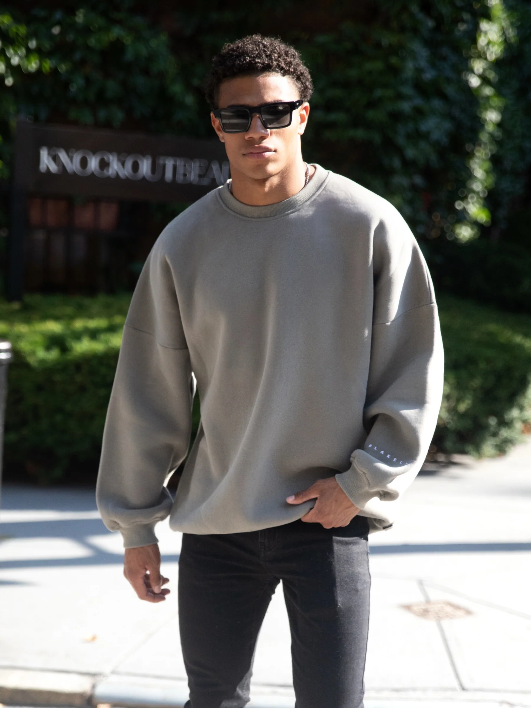 Idris Oversized Jumper - Safari Green - E-Cigarette Wholesale