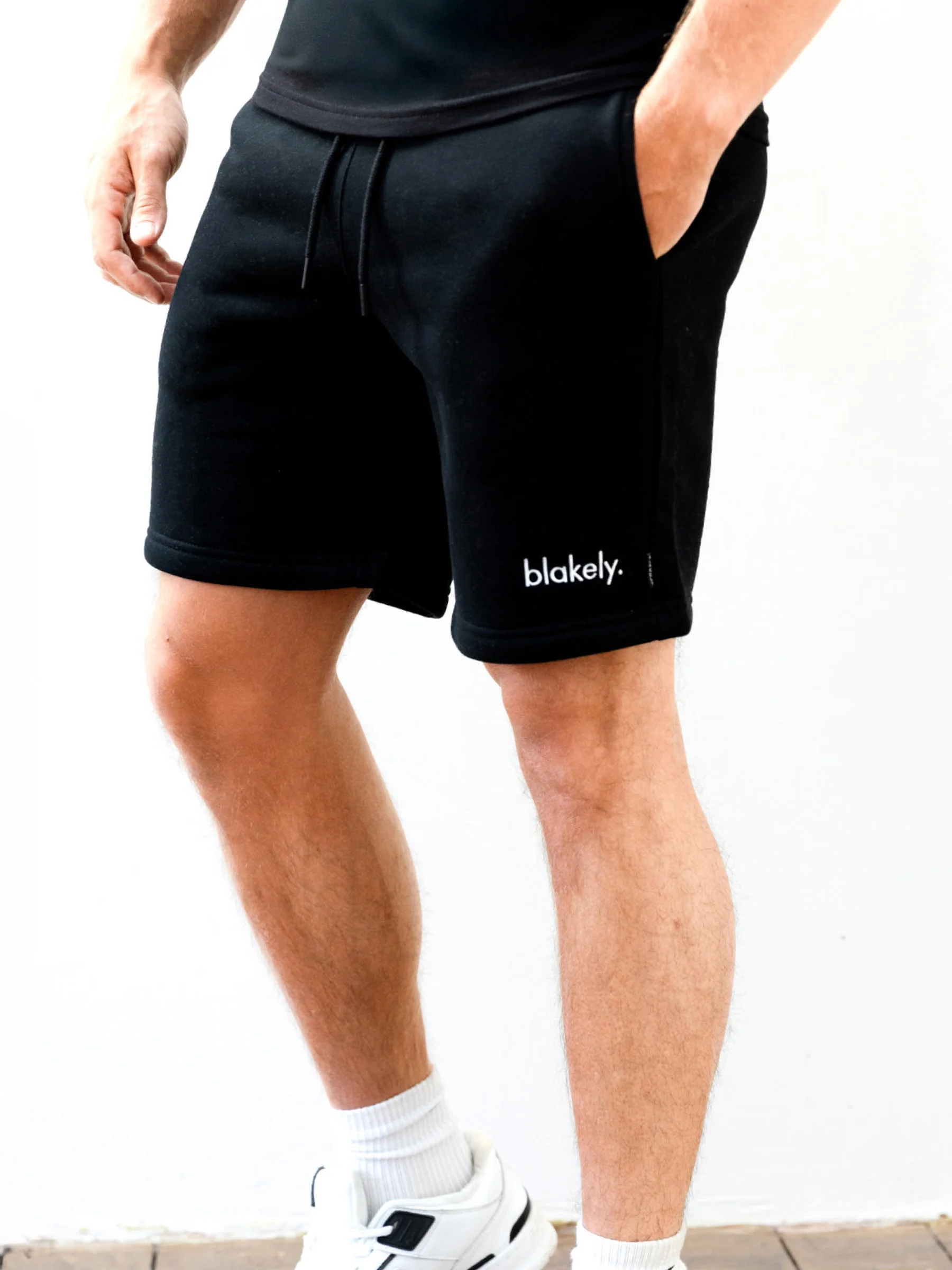 Blakely Logo Relaxed Jogger Shorts - Black - E-Cigarette Wholesale