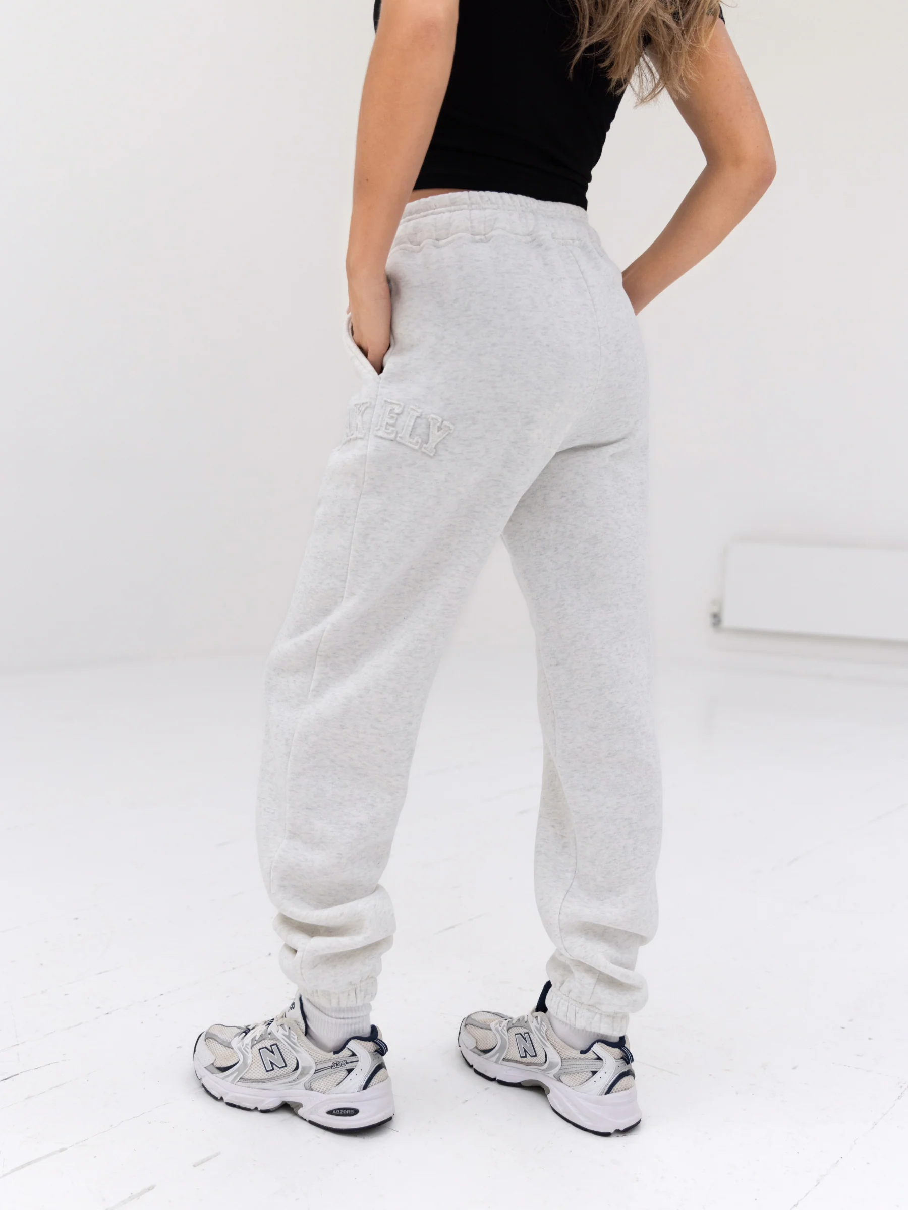 Tonal Varsity Sweatpants - Marl White - E-Cigarette Wholesale