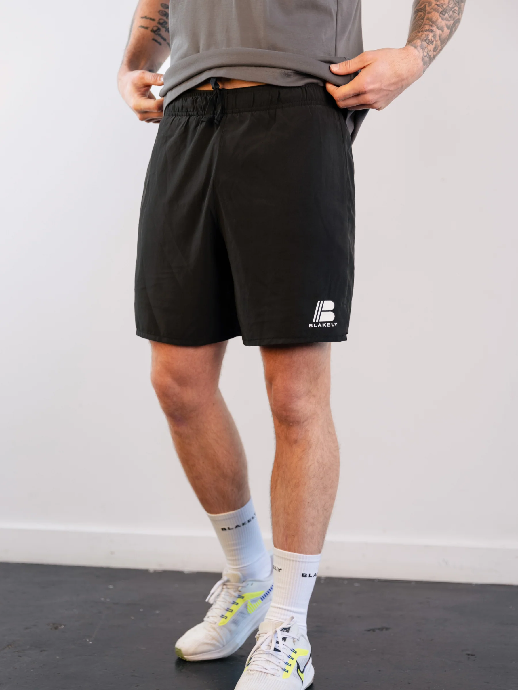 Apex Tech Shorts - Black - E-Cigarette Wholesale